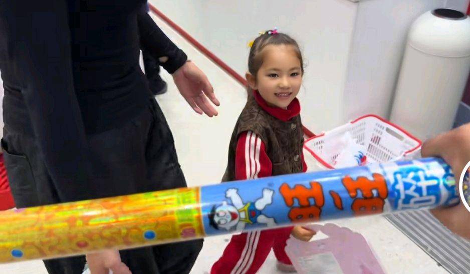 杨二狗2万分手费反转!网红卓越再被深扒