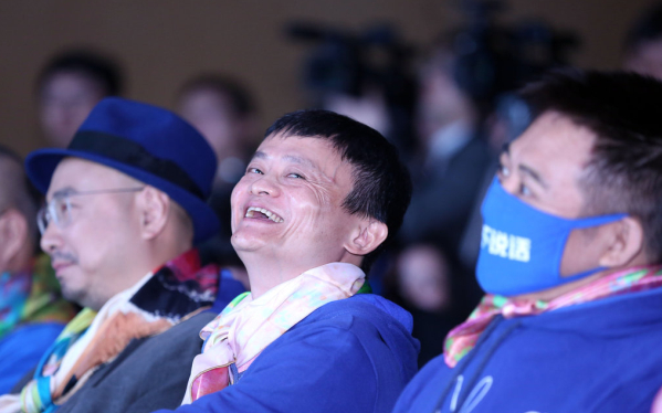 文章凭什么敢跟媒体玩到底?深度解析