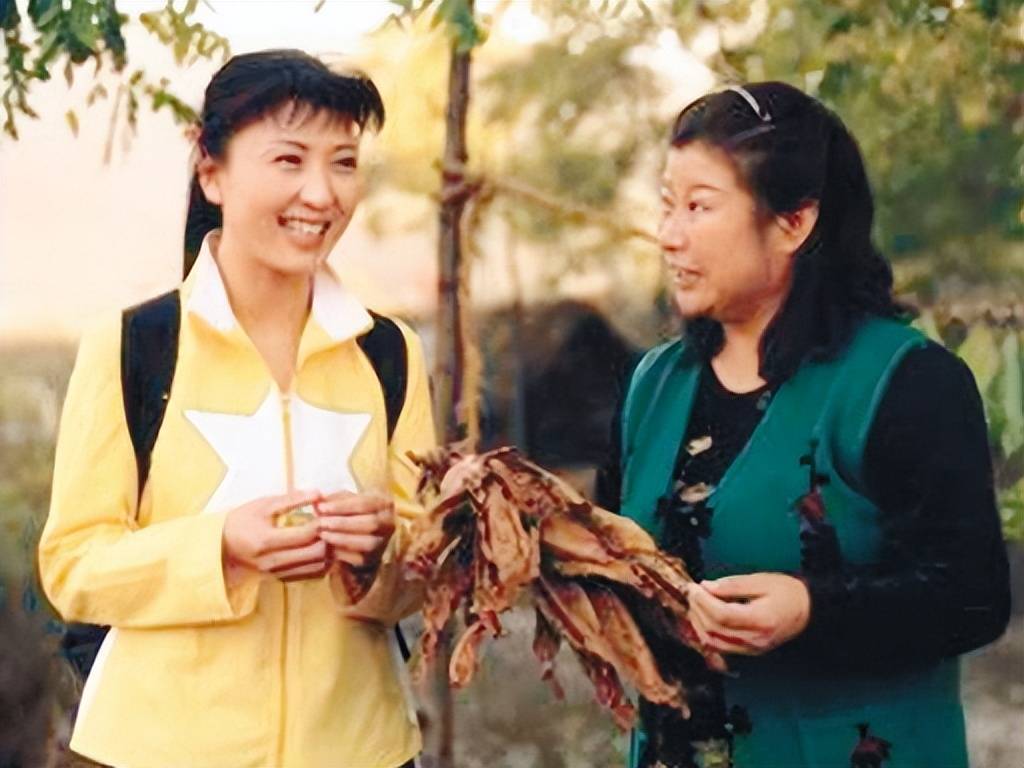 闫学晶解封3月亮底牌:荒唐一幕