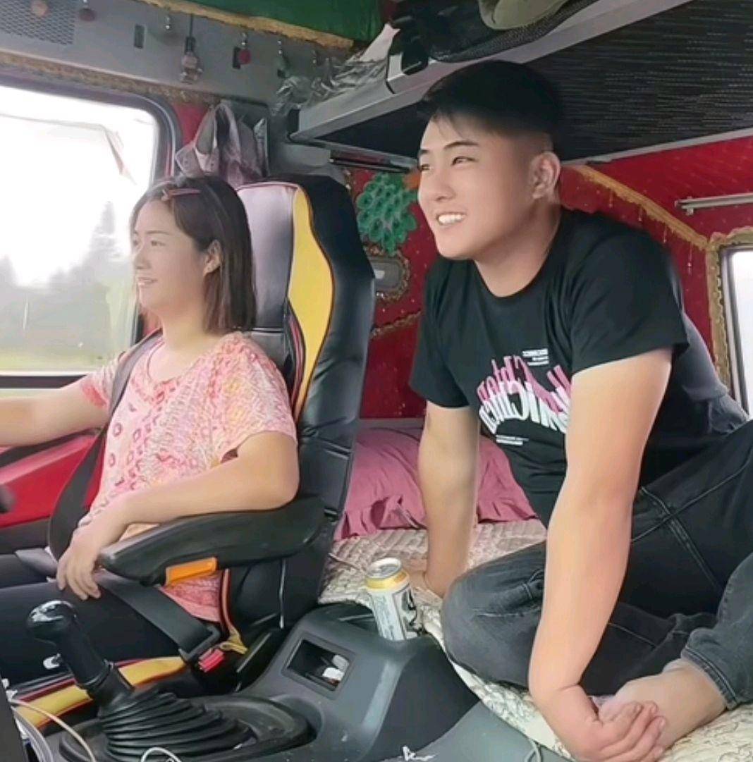 95后网红啊蛋自曝妻子出轨致婚姻破裂