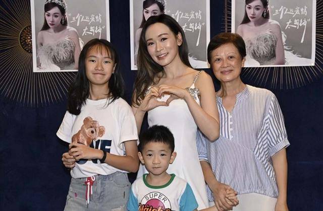 香港女星澄清,单亲妈妈熬夜直播养家