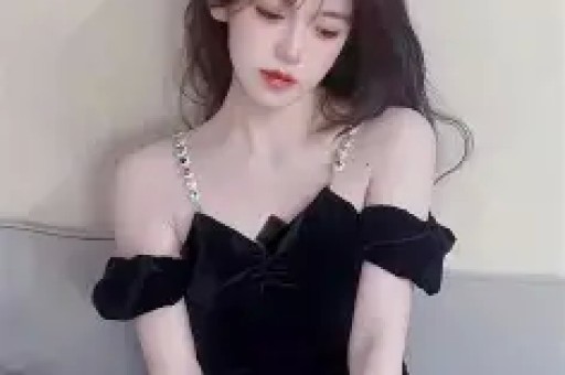 23岁网红蠢沫沫离婚：17岁遭性侵，婚后出轨引热议