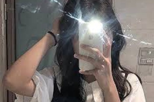 2025网剧最新资讯:热播剧泄露、李连杰短剧、微短剧争议