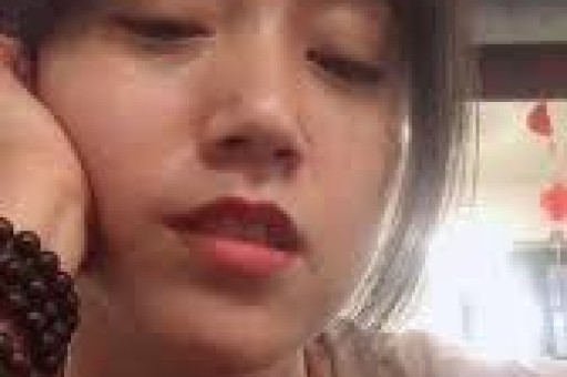 亚马尔女友揭秘:西班牙网红模特高挑绝美