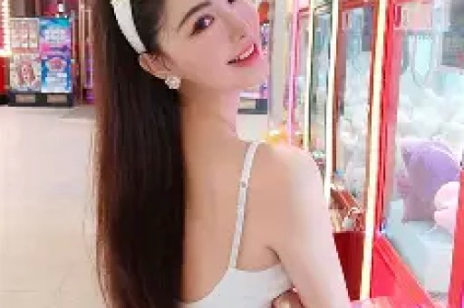 白鹿再陷争议，于正回应央媒警告