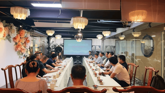 中华好蟹×好海参 惊艳2024上海蟹博会!