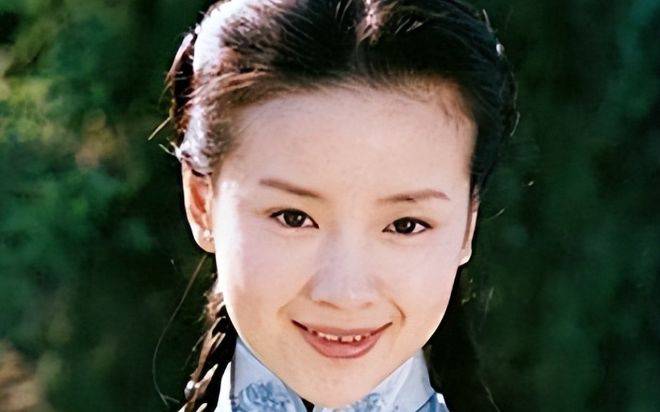 内娱再曝不拉窗帘名场面 互动细节明显