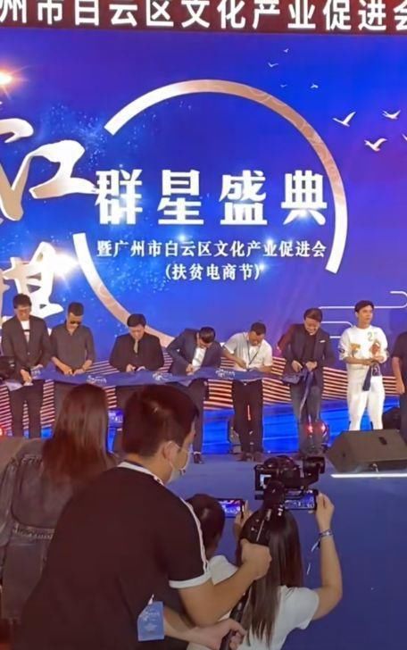 北京车展最新资讯:外国从业者蹲地研究国产车