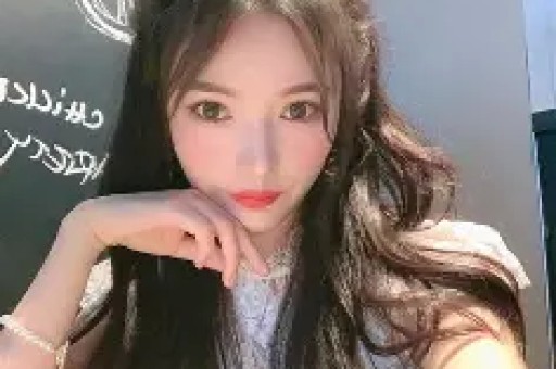 她还有多久落地等着吃瓜